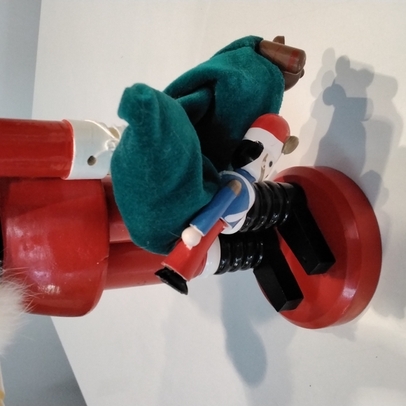 15" Santa Nutcracker - Picture 7 of 8